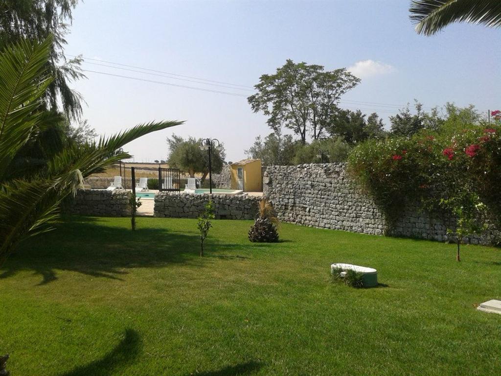 Oasi Di Cava Ispica Villa Pietre Nere San Zagaria Dış mekan fotoğraf