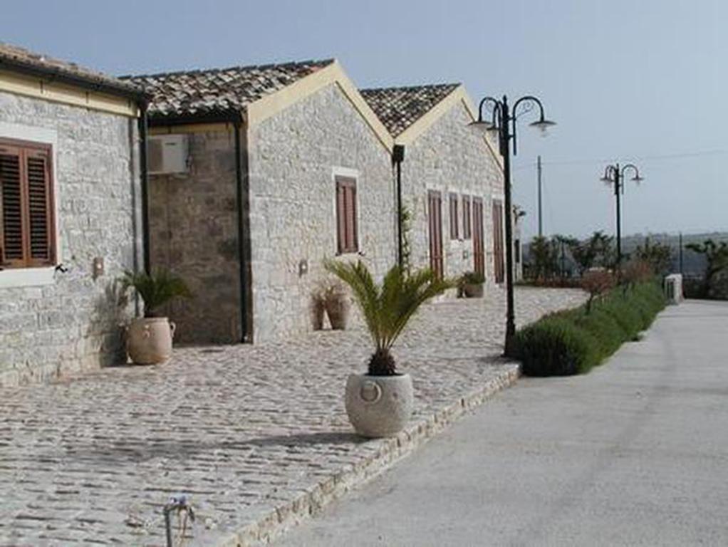 Oasi Di Cava Ispica Villa Pietre Nere San Zagaria Dış mekan fotoğraf